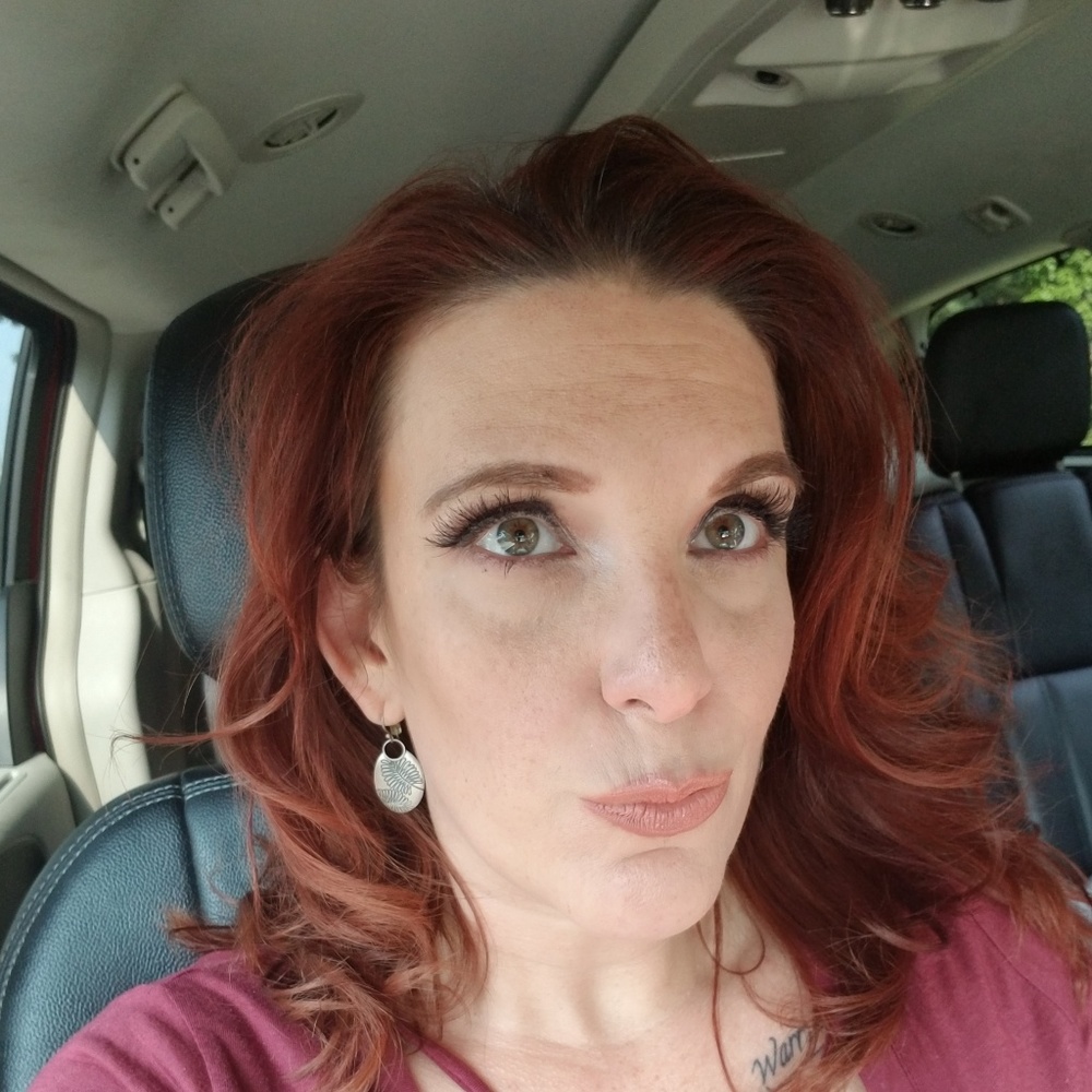 Meet your Posher, Jama